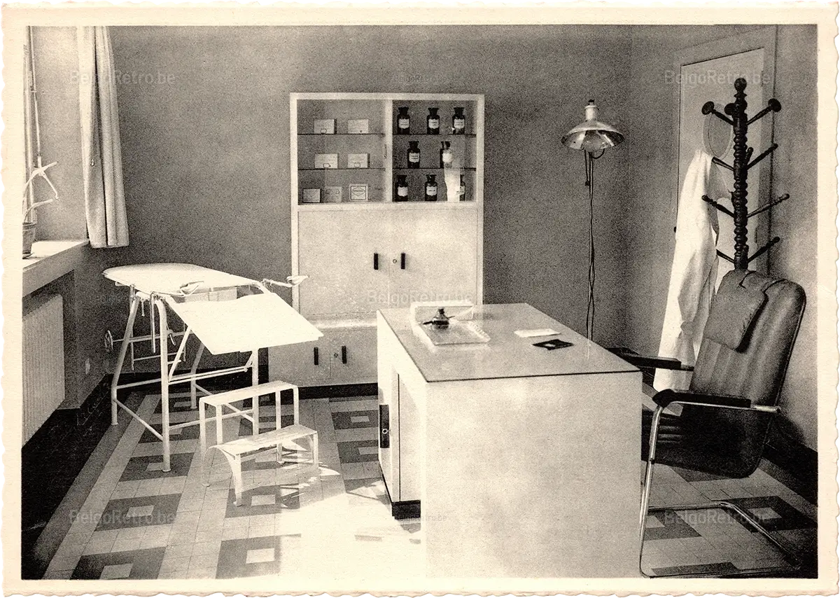  Œuvre Nationale de l’Enfance Colonie de Cortil-Noirmont Infirmerie : Cabinet du médecin  Photo A. Hoc Gembloux  Ern. Thill, Bruxelles 