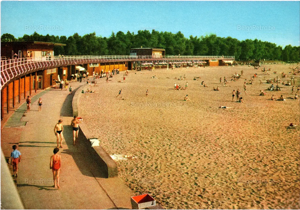  RIJKSDOMEIN TE HOFSTADE DOMAINE DE L’ETAT A HOFSTADE 1. Het Strand - La plage   Uitgave en Copyright : Ministerie van Volksgezondheid en van het Gezin Edition et copyright : Ministère de la Santé Publique et de la Famille 