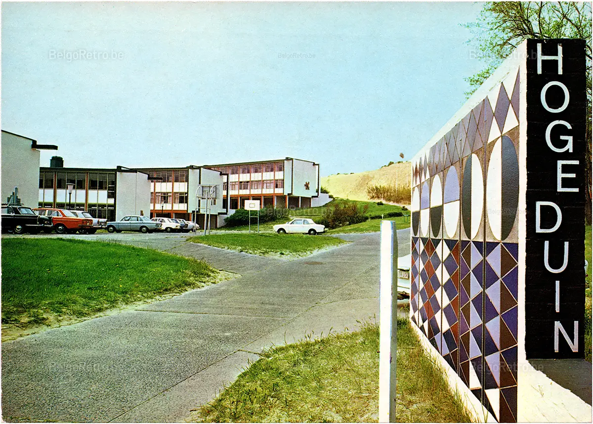  GROENENDIJK-OOSTDUINKERKE ’’MONT-DES-DUNES’’ Home des Mutualités Neutres ’’HOGE DUIN’’ Home van de Onzijdige Mutualiteiten Les Pavillons-dortoirs De Slaap-paviljoenen  N. VN./77.031  © Uitg. VAN MIEGHEM A. - Oostende - 059 - 708622 