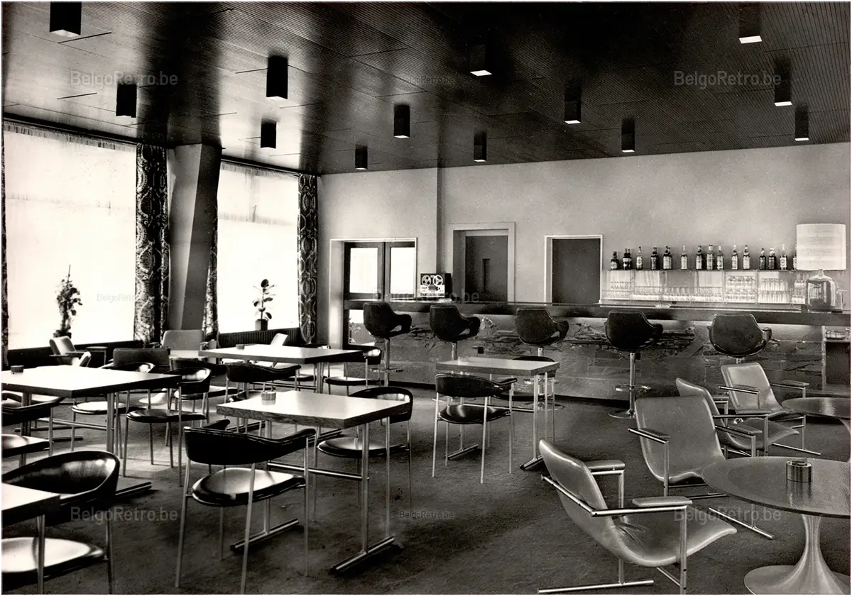  Vakantiecentrum Centre de vacances ’’ZON en ZEE’’. 8440 - WESTENDE - Tel. 058.250.51   Anciens Ets. Ern. Thill n.v. - Brussel 