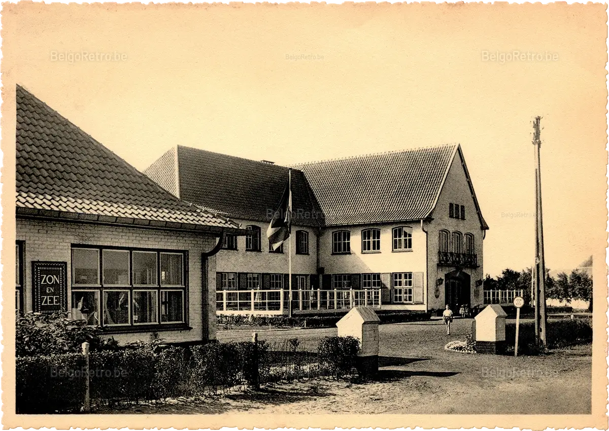 IRIS Vakantiecentrum - Centre de vacances ZON EN ZEE B 8440 WESTENDE - Tel. 058.25051  Restaurant à la carte  Uitg. Thill, N.V., Brussel 