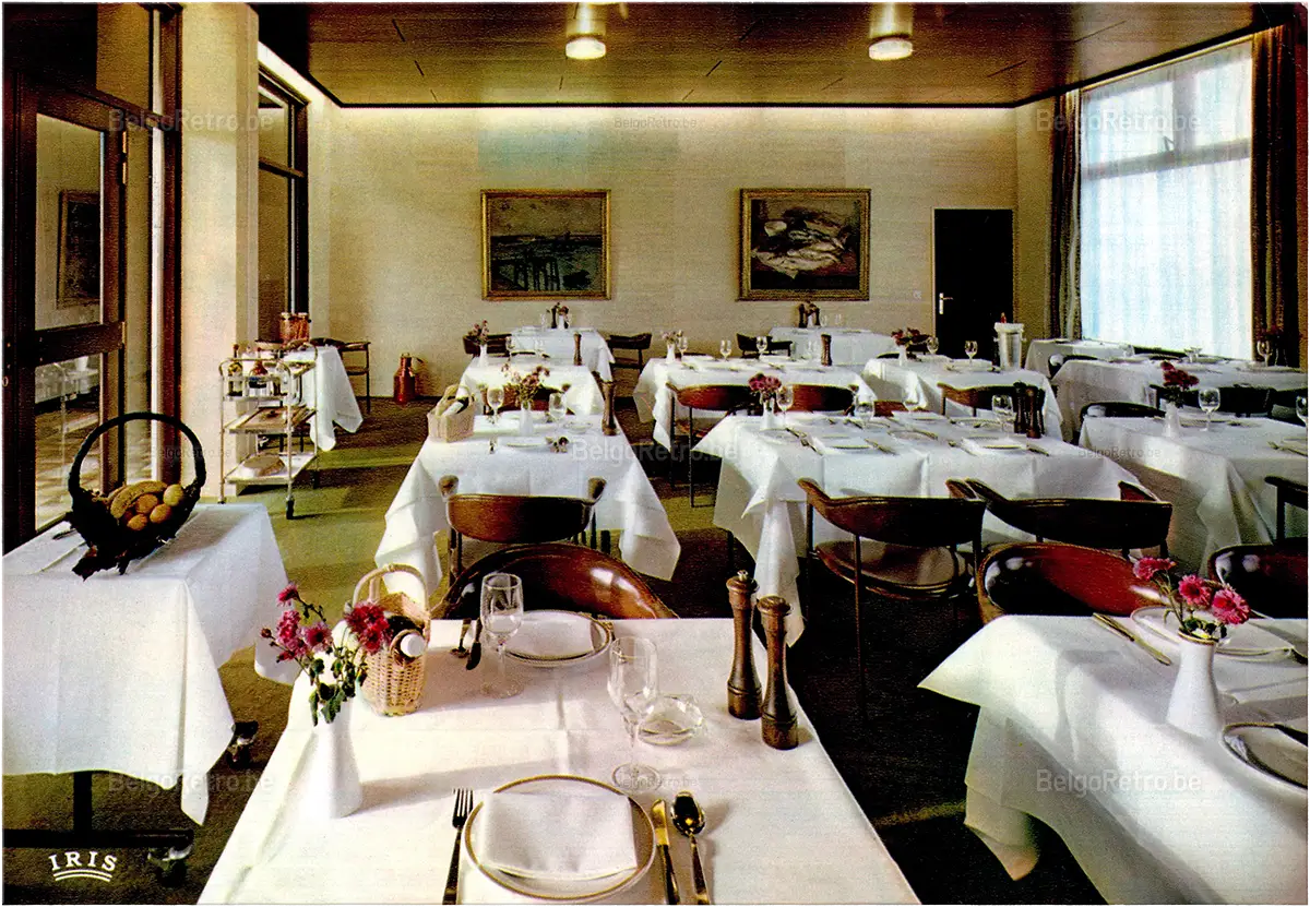   Vakantiecentrum - Centre de Vacances ’’ZON EN ZEE’’ Westende - Tel. (0 58) - 234.90 Paviljoenen - Pavillons  Les Editions ’’Arduenna’’ à Marche en Famenne Photo Clém. Dessart - Reprod. Interd 