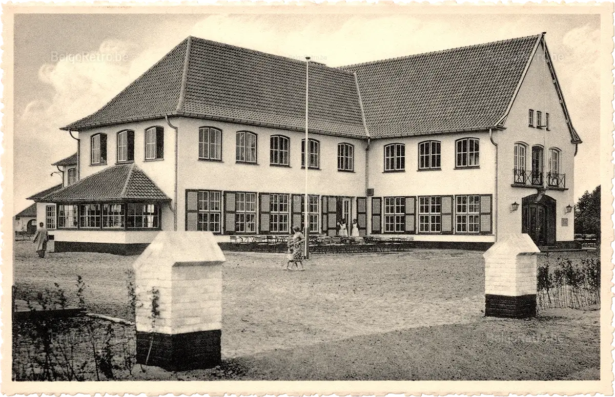 IRIS Vakantiecentrum - Centre de vacances ZON EN ZEE B 8440 WESTENDE - Tel. 058.25051   Uitg. Thill, N.V., Brussel 