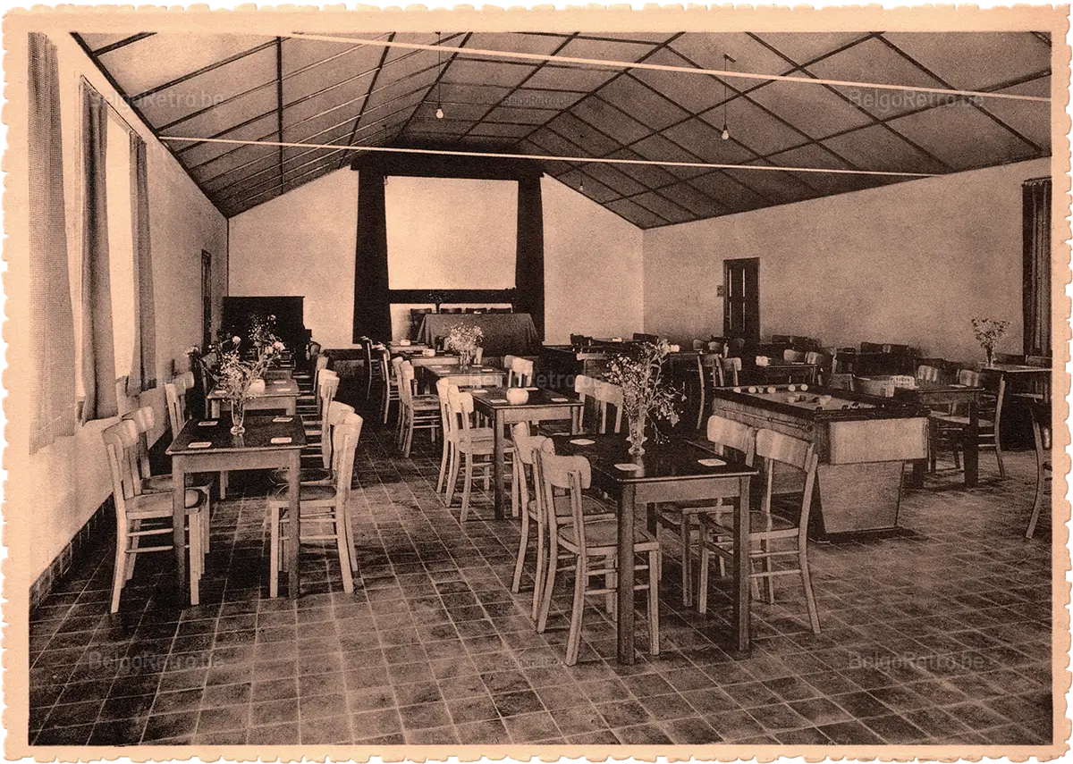   Vacantiecentrum der Christelijke Werkliedenorganisatie van West-Vlaanderen ’’ZON EN ZEE’’ V.Z.W.B. Westende Ontspanningzaal. Salle de récréation.  Ern. Thill, Bruxelles 
